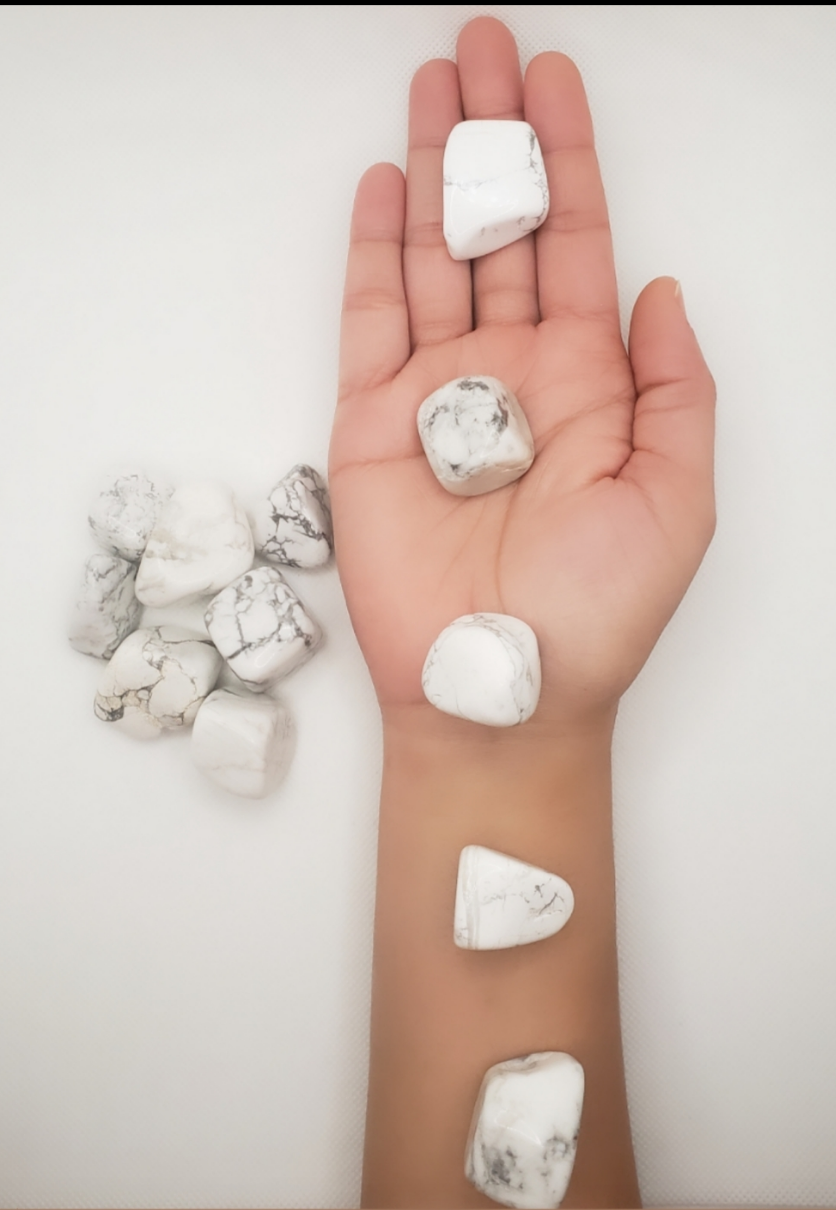 White Howlite -energy stones